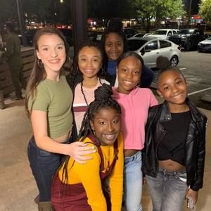 Meet your Posher, Emily